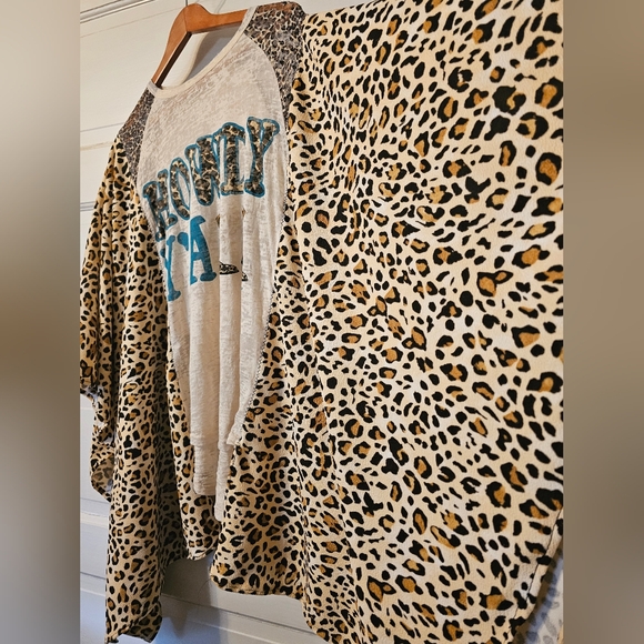 Upcycled Leopard Print COWGIRL kimono Concert/festival T-shirt - Picture 6 of 7